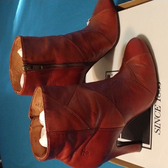 Frye Ava Shootie Bootie size 7 - Picture 3 of 10